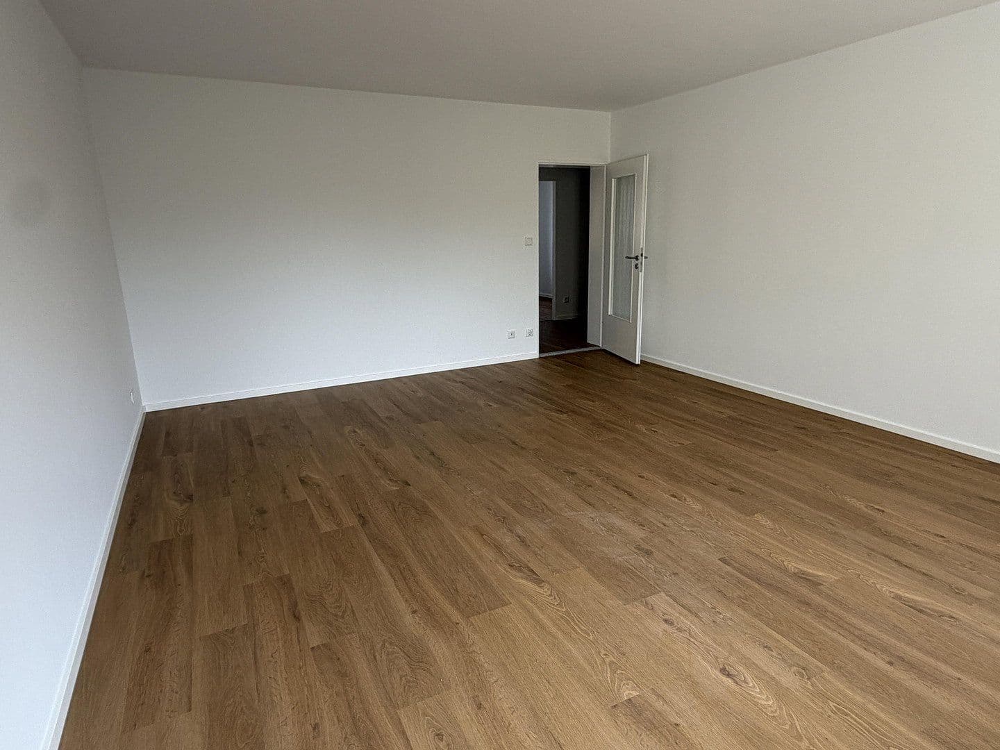 Prenájom bytu 3-izbový 78 m², Altmühlstraße, München, Bavorsko Prenájom bytu 3-izbový 78 m², Altmühlstraße, München, Bavorsko