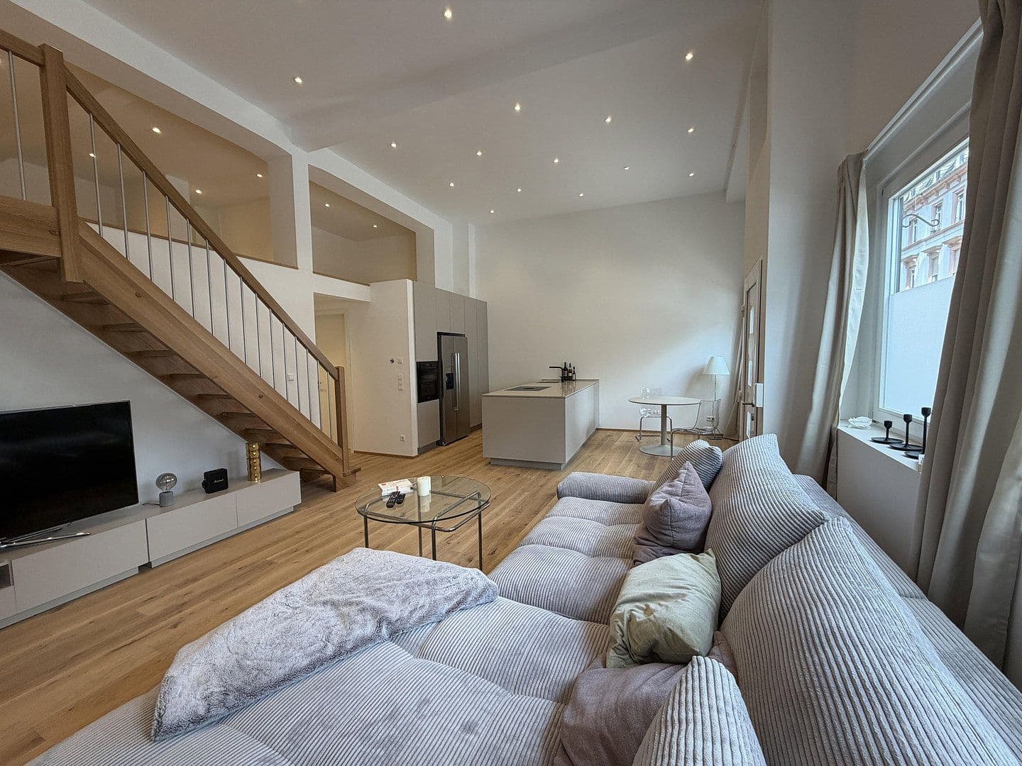 Prenájom bytu 1-izbový 61 m², Blumenstraße 25, Heidelberg, Bádensko-Wurttembersko Prenájom bytu 1-izbový 61 m², Blumenstraße 25, Heidelberg, Bádensko-Wurttembersko