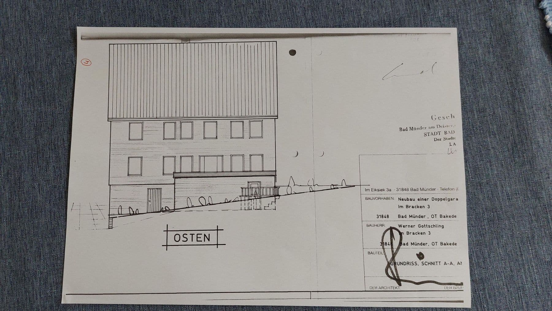 Predaj domu 280 m², pozemek 1.380 m², Bad Münder am Deister, Dolné Sasko Predaj domu 280 m², pozemek 1.380 m², Bad Münder am Deister, Dolné Sasko