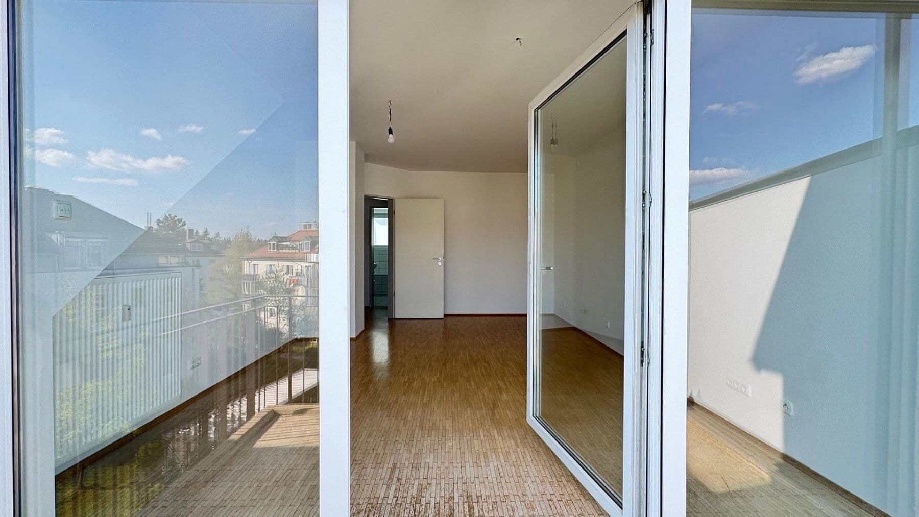 Prenájom bytu 2-izbový 58 m², Naupliastraße 9, München, Bavorsko Prenájom bytu 2-izbový 58 m², Naupliastraße 9, München, Bavorsko