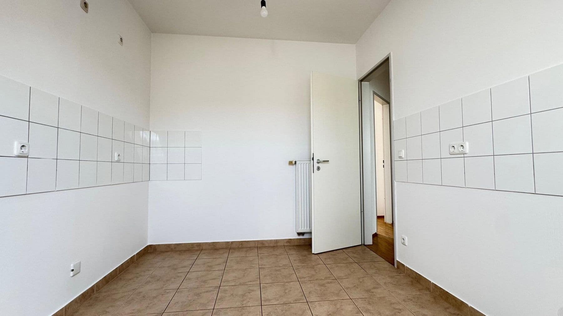 Prenájom bytu 2-izbový 58 m², Naupliastraße 9, München, Bavorsko Prenájom bytu 2-izbový 58 m², Naupliastraße 9, München, Bavorsko