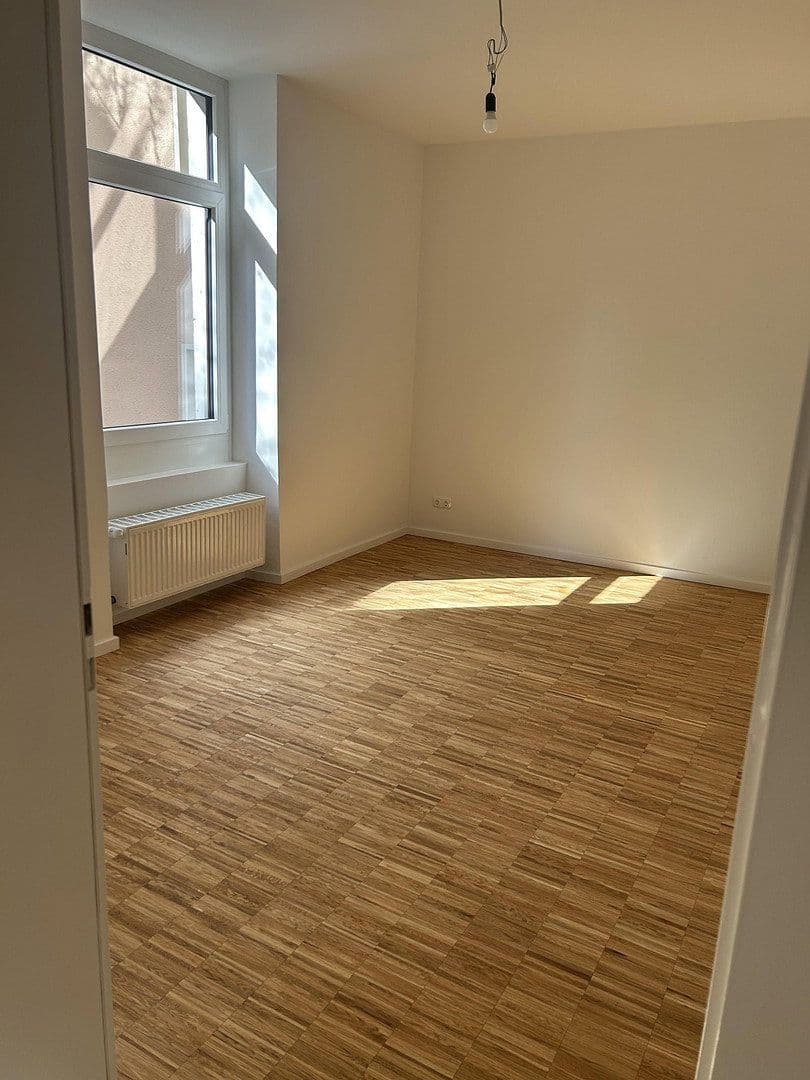 Prenájom bytu 4-izbový 100 m², Koselstraße, Frankfurt am Main, Hesensko Prenájom bytu 4-izbový 100 m², Koselstraße, Frankfurt am Main, Hesensko