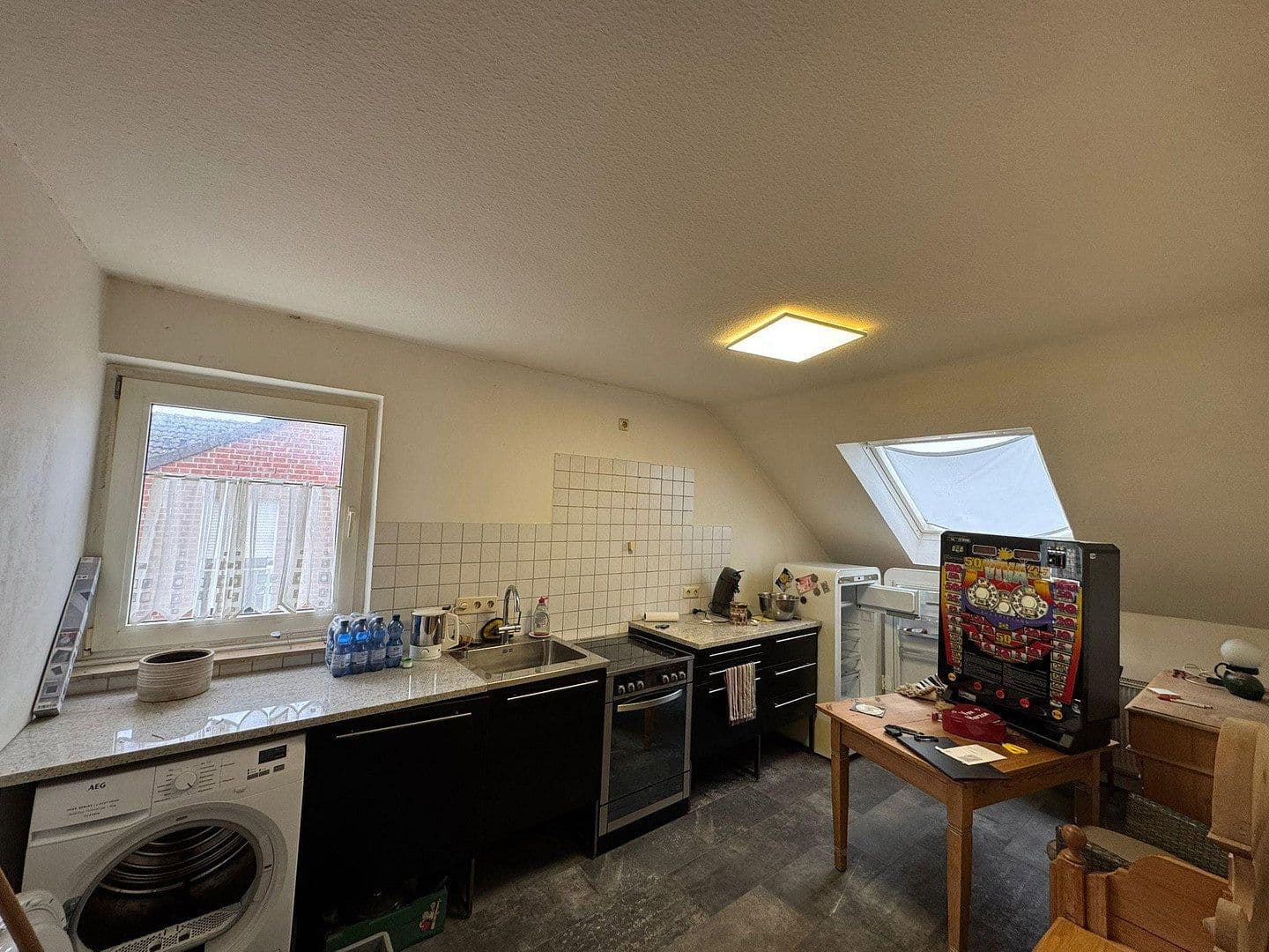 Prenájom bytu 2-izbový 40 m², Hitdorfer Str. 36, Langenfeld (Rheinland), Severné Porýnie - Westfálsko Prenájom bytu 2-izbový 40 m², Hitdorfer Str. 36, Langenfeld (Rheinland), Severné Porýnie - Westfálsko