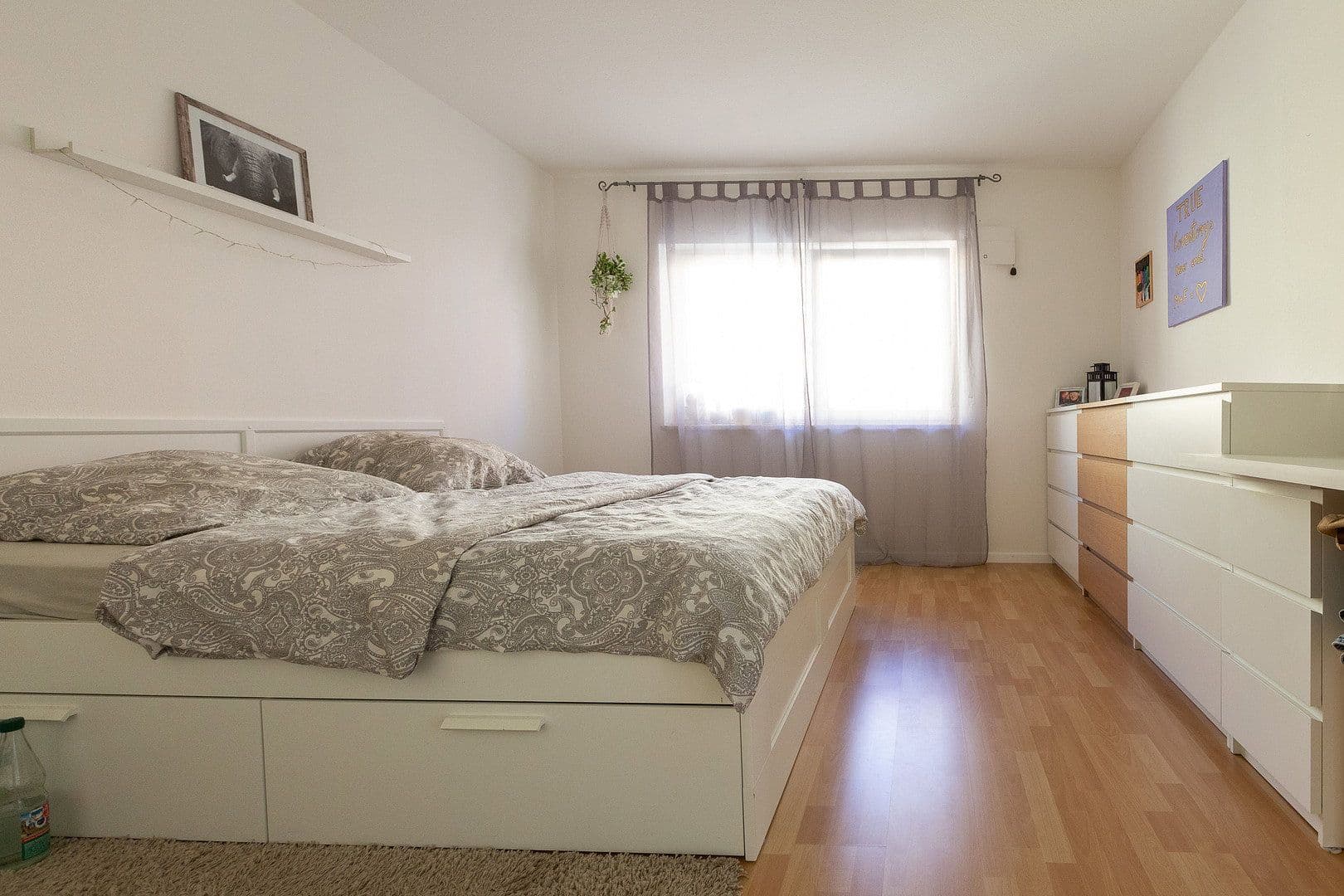 Prenájom bytu 3-izbový 120 m², Burgbernheim, Bavorsko Prenájom bytu 3-izbový 120 m², Burgbernheim, Bavorsko