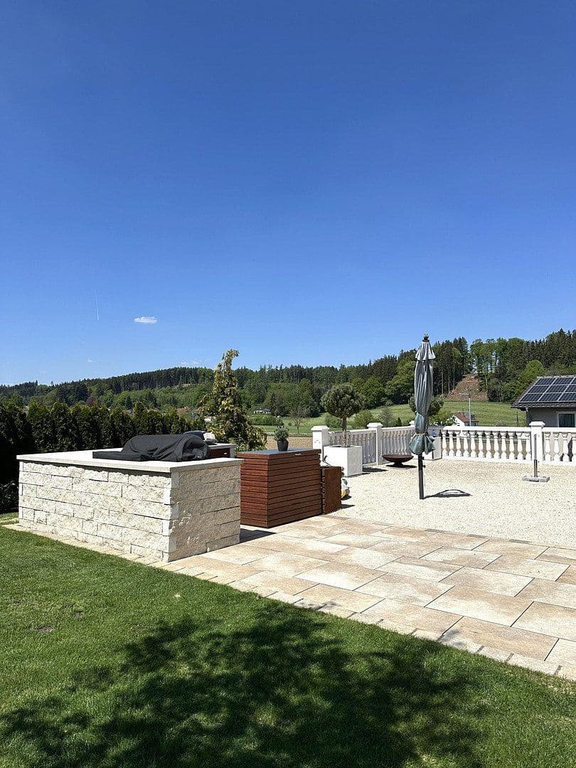 Predaj domu 316 m², pozemek 869 m², Diedorf, Bavorsko Predaj domu 316 m², pozemek 869 m², Diedorf, Bavorsko