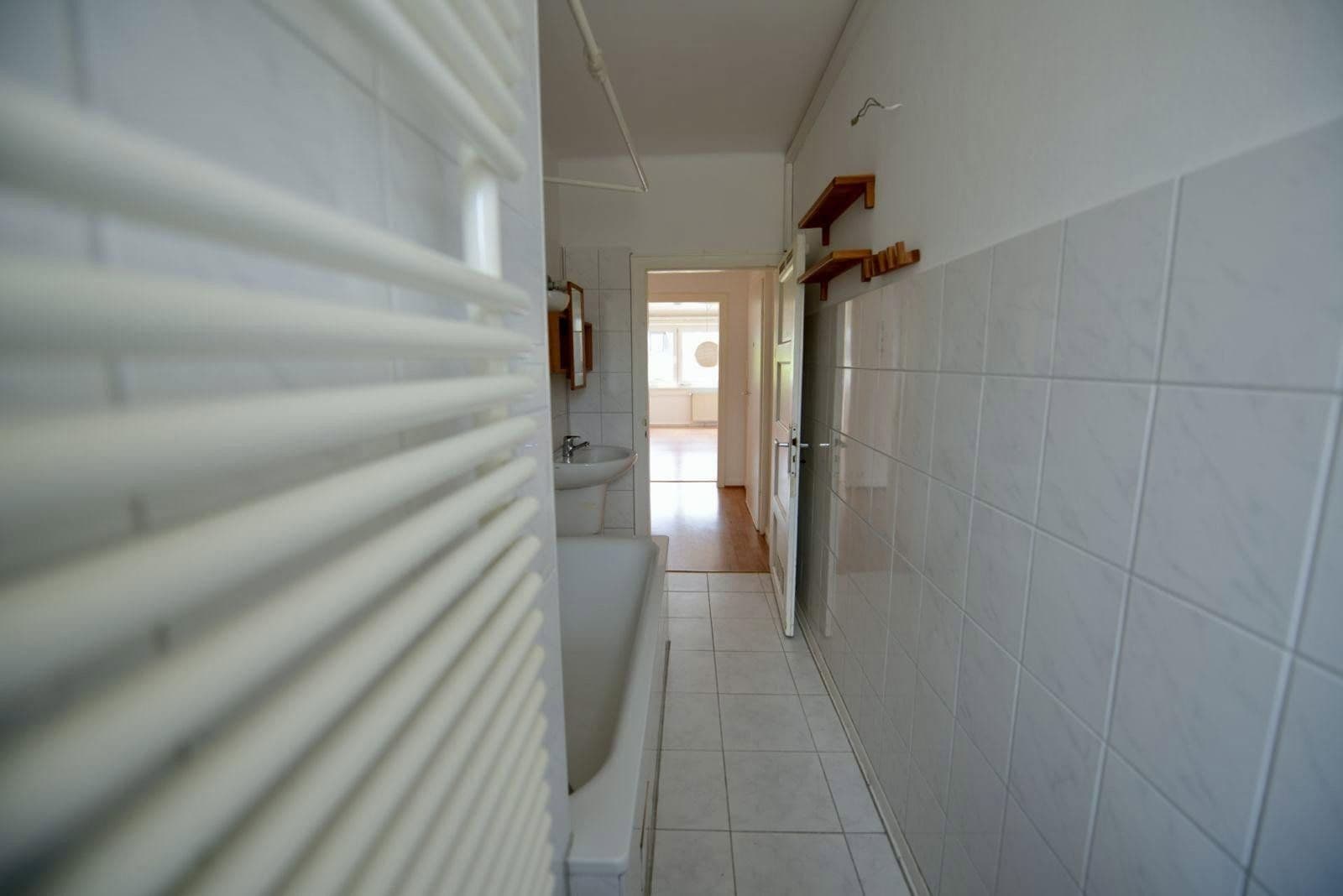 Prenájom bytu 3-izbový 80 m², Wiesbaden, Hesensko Prenájom bytu 3-izbový 80 m², Wiesbaden, Hesensko