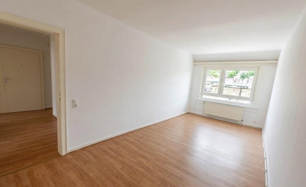 Prenájom bytu 3-izbový 80 m², Wiesbaden, Hesensko Prenájom bytu 3-izbový 80 m², Wiesbaden, Hesensko