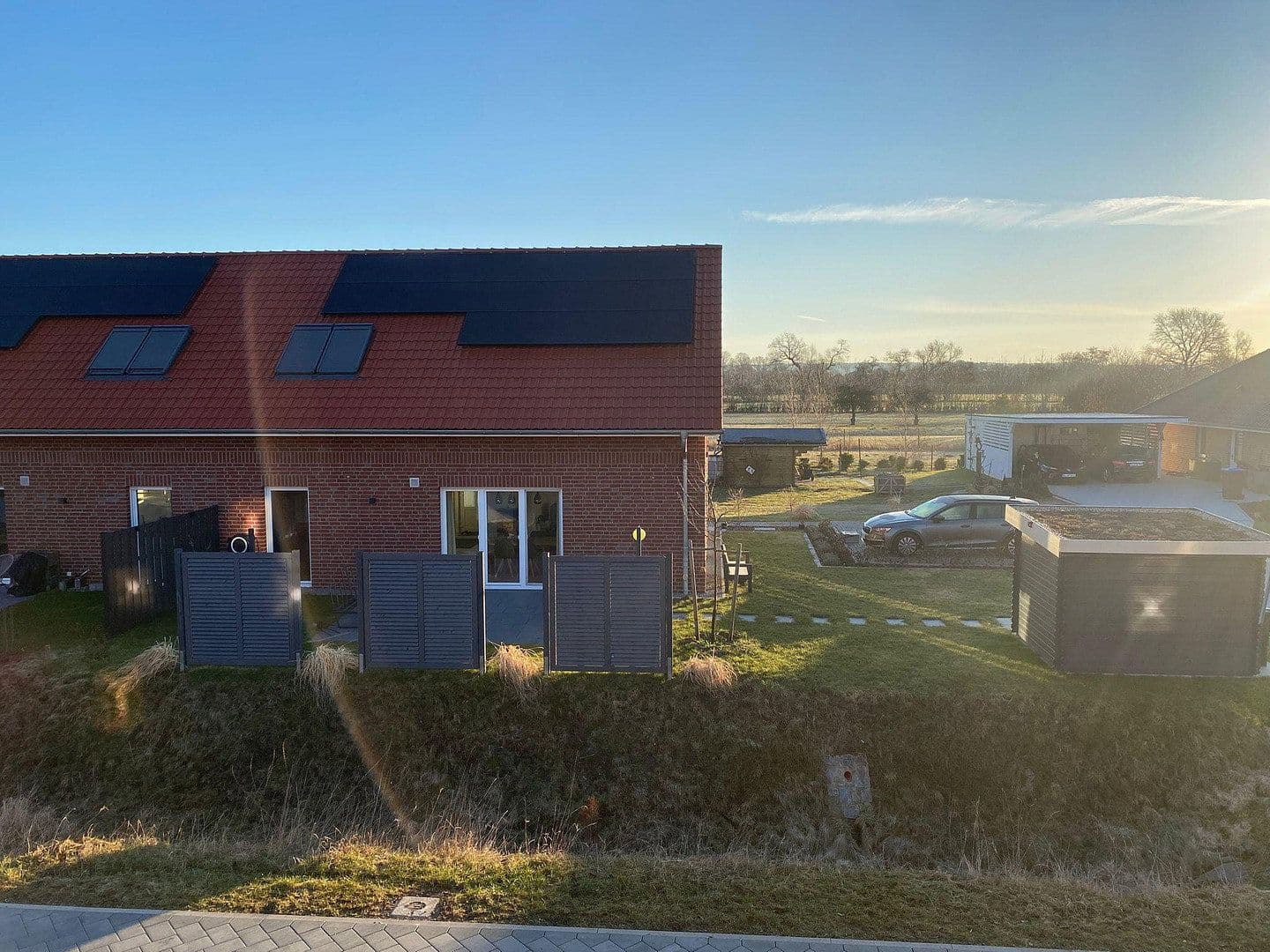 Predaj domu 131 m², pozemek 392 m², Drage, Dolné Sasko Predaj domu 131 m², pozemek 392 m², Drage, Dolné Sasko