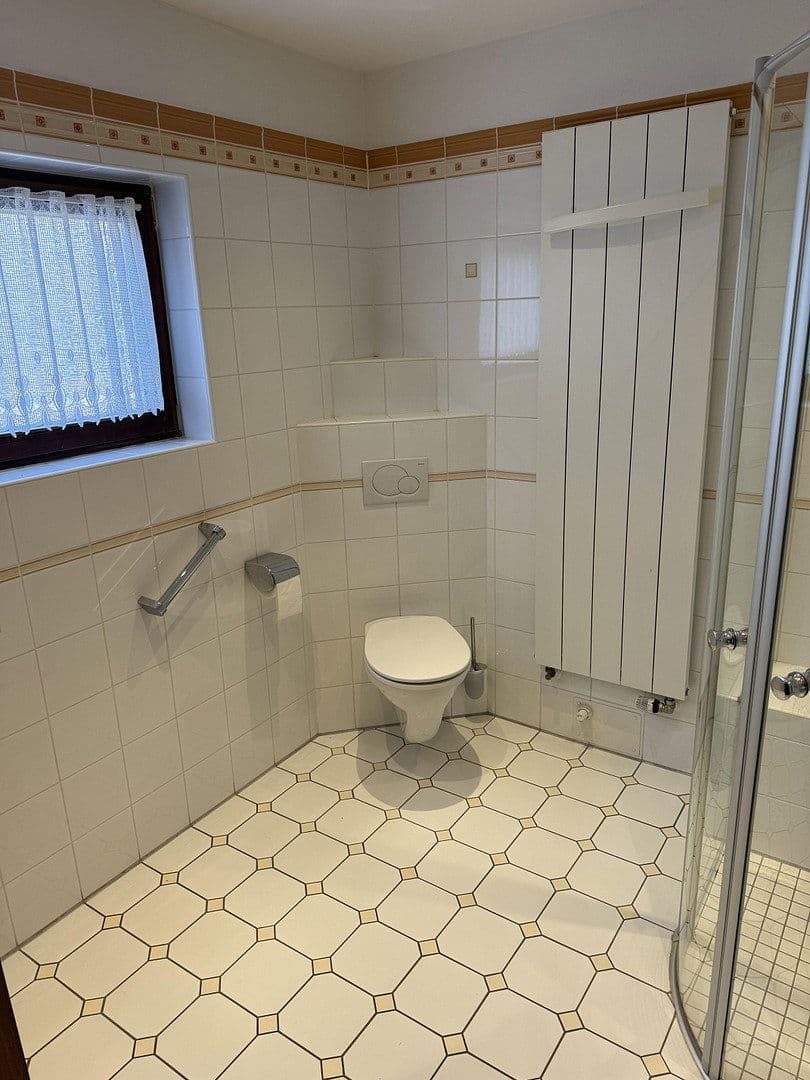 Predaj domu 211 m², pozemek 939 m², Großenkneten, Dolné Sasko Predaj domu 211 m², pozemek 939 m², Großenkneten, Dolné Sasko