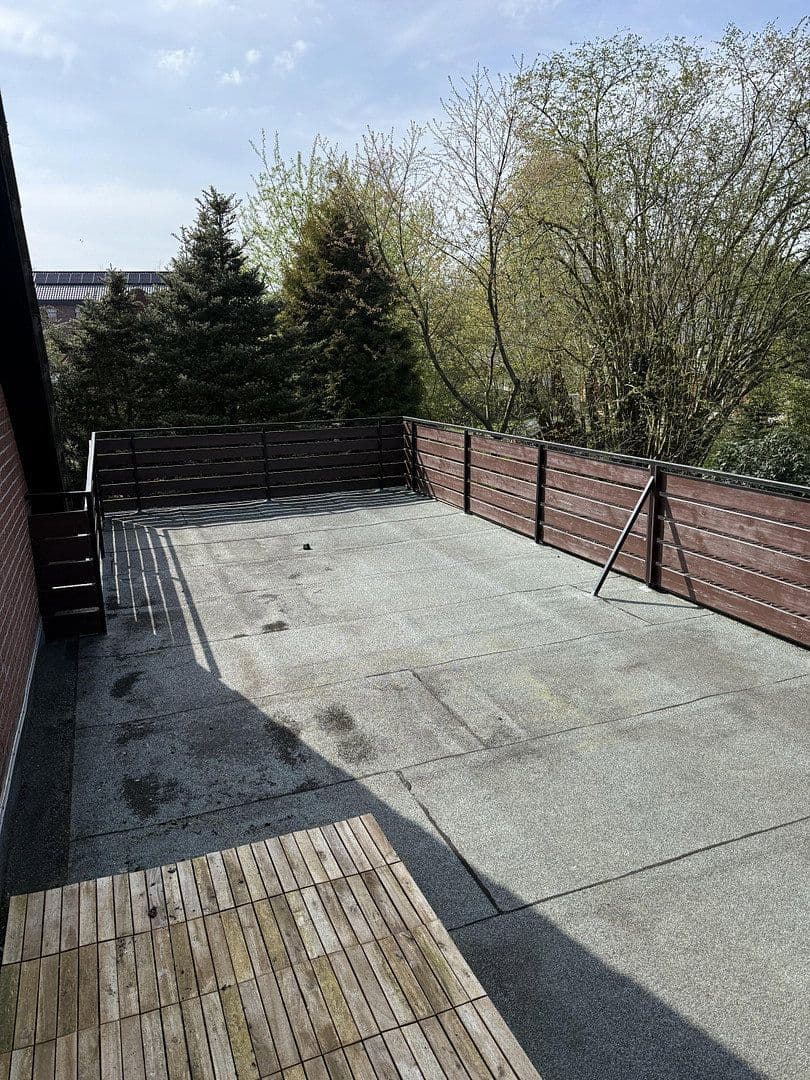 Predaj domu 211 m², pozemek 939 m², Großenkneten, Dolné Sasko Predaj domu 211 m², pozemek 939 m², Großenkneten, Dolné Sasko