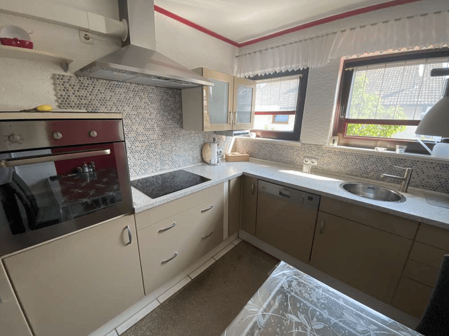 Predaj bytu 5-izbový 91 m², Weißenthurm, Porýnie-Falcko Predaj bytu 5-izbový 91 m², Weißenthurm, Porýnie-Falcko