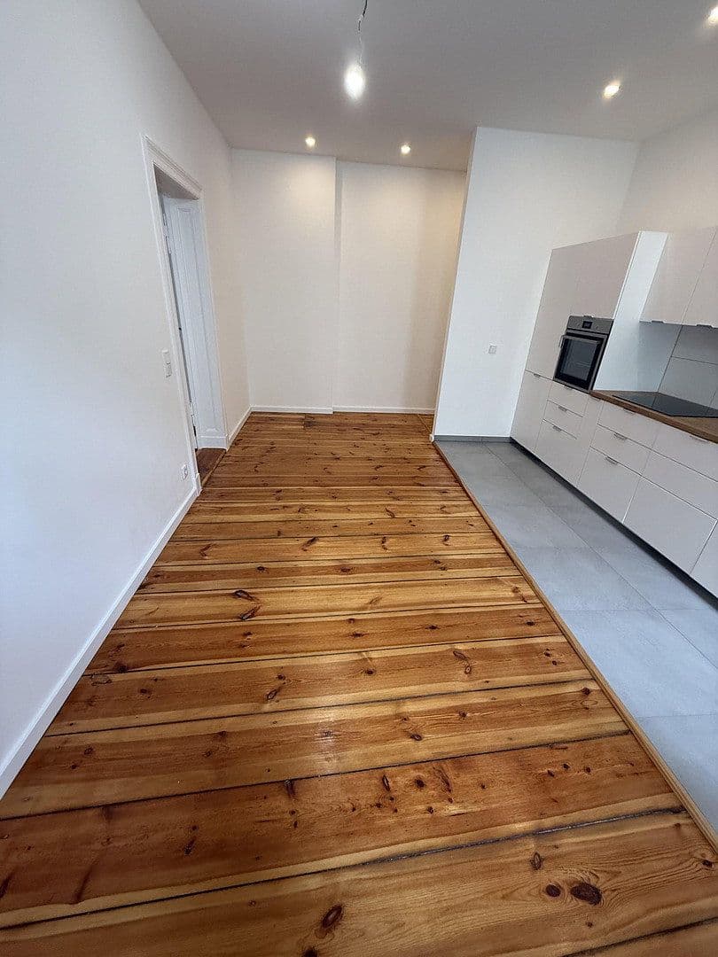 Prenájom bytu 2-izbový 62 m², Kantstraße, Berlin, Berlín Prenájom bytu 2-izbový 62 m², Kantstraße, Berlin, Berlín