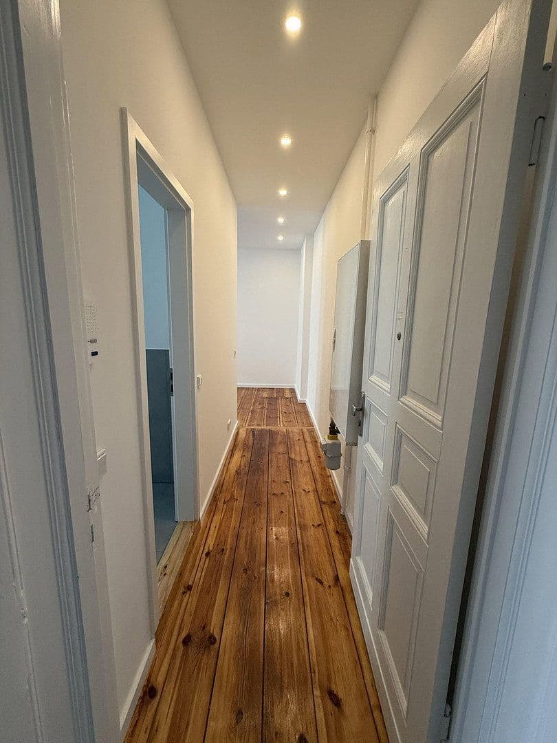 Prenájom bytu 2-izbový 62 m², Kantstraße, Berlin, Berlín Prenájom bytu 2-izbový 62 m², Kantstraße, Berlin, Berlín