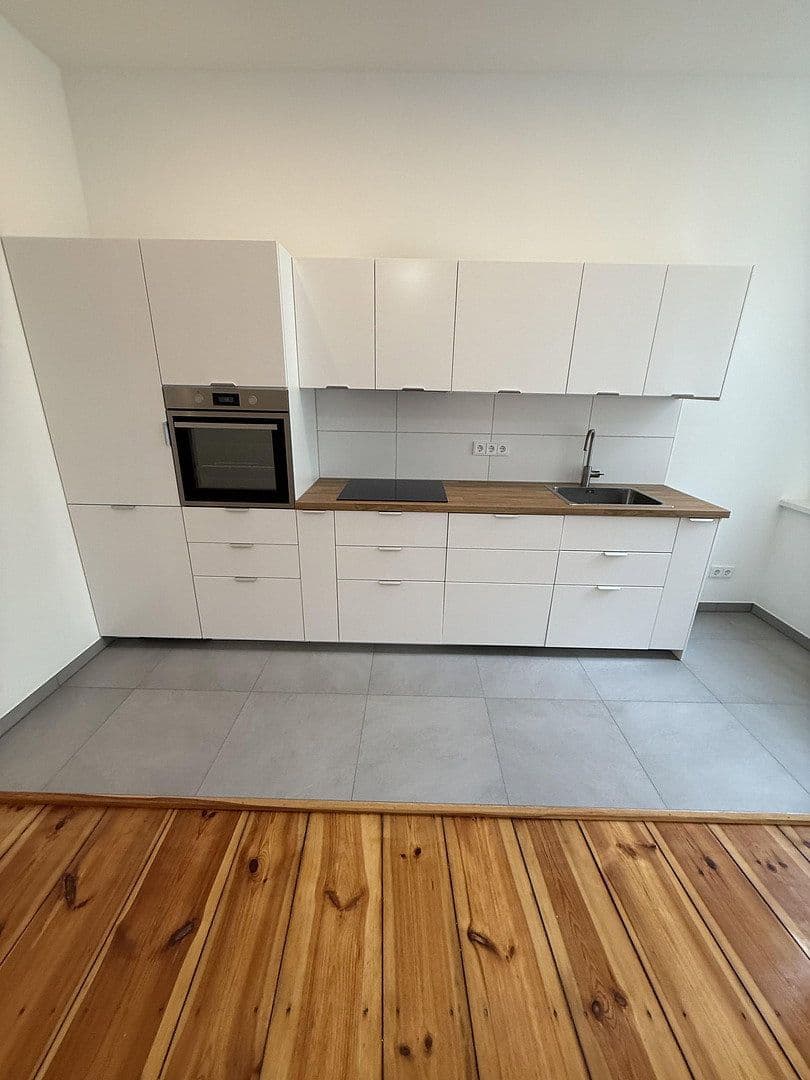 Prenájom bytu 2-izbový 62 m², Kantstraße, Berlin, Berlín Prenájom bytu 2-izbový 62 m², Kantstraße, Berlin, Berlín