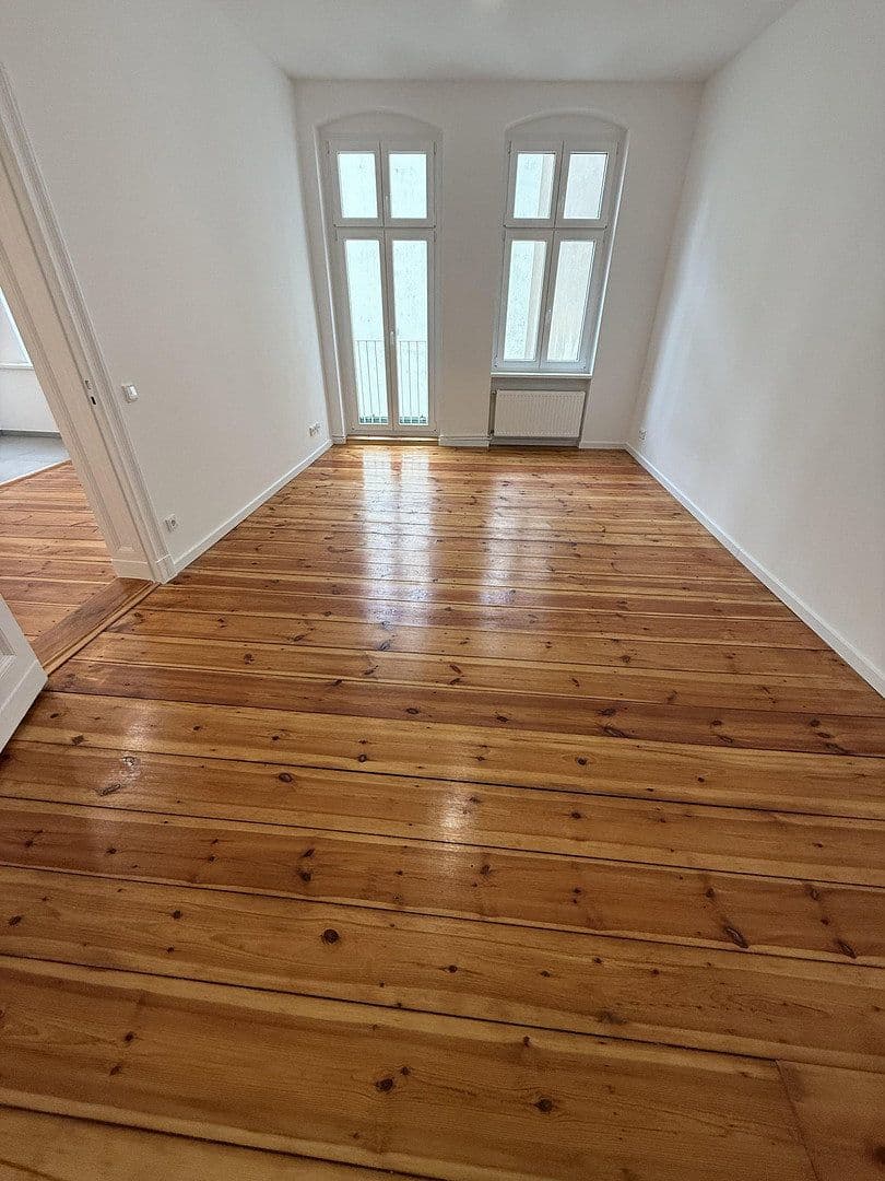 Prenájom bytu 2-izbový 62 m², Kantstraße, Berlin, Berlín Prenájom bytu 2-izbový 62 m², Kantstraße, Berlin, Berlín