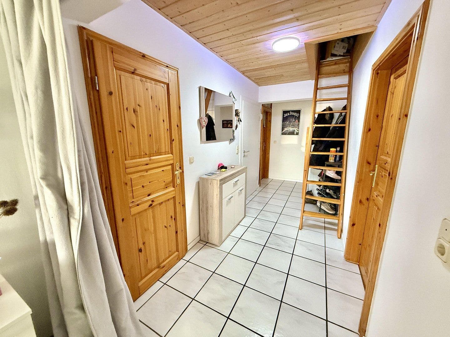 Predaj bytu 4-izbový 85 m², Wesseling, Severné Porýnie - Westfálsko Predaj bytu 4-izbový 85 m², Wesseling, Severné Porýnie - Westfálsko