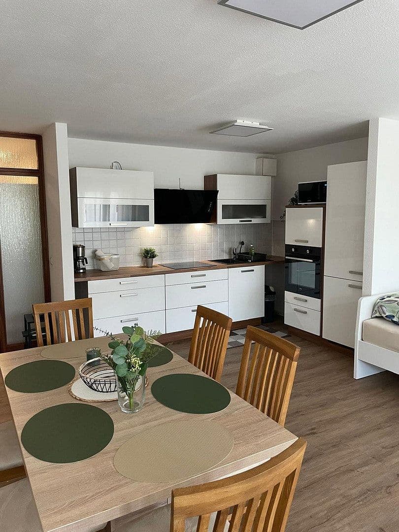 Prenájom bytu 2-izbový 63 m², Anton-Zickmantel-Str. 40b, Leipzig, Sasko Prenájom bytu 2-izbový 63 m², Anton-Zickmantel-Str. 40b, Leipzig, Sasko