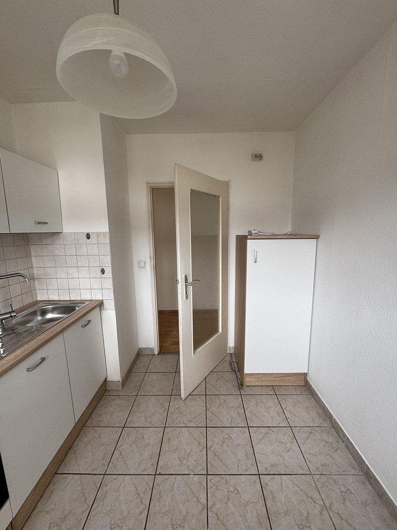 Prenájom bytu 3-izbový 85 m², Offenburgerstraße 1, Villingen-Schwenningen, Bádensko-Wurttembersko Prenájom bytu 3-izbový 85 m², Offenburgerstraße 1, Villingen-Schwenningen, Bádensko-Wurttembersko