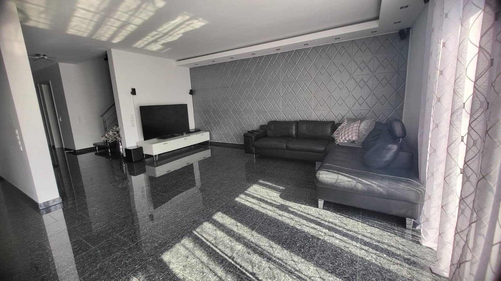 Predaj domu 175 m², pozemek 364 m², Nordstemmen, Dolné Sasko Predaj domu 175 m², pozemek 364 m², Nordstemmen, Dolné Sasko