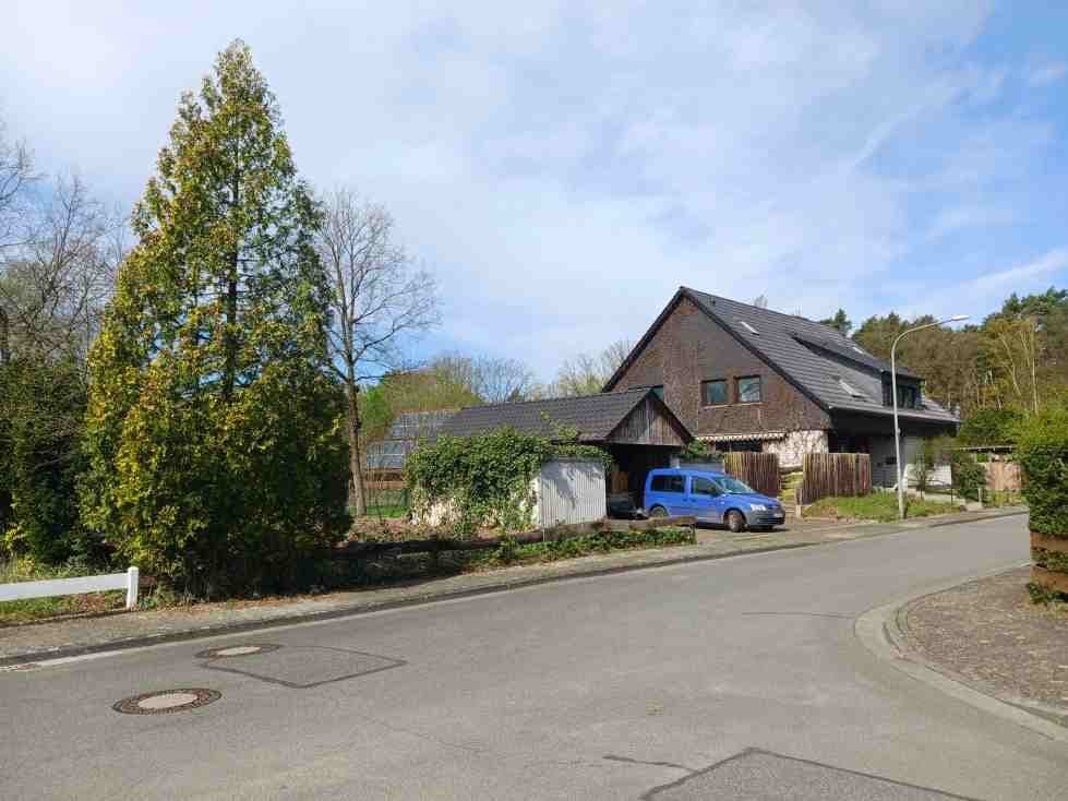 Predaj domu 209 m², pozemek 1.041 m², Tischlerstraße 7, Gifhorn, Dolné Sasko Predaj domu 209 m², pozemek 1.041 m², Tischlerstraße 7, Gifhorn, Dolné Sasko