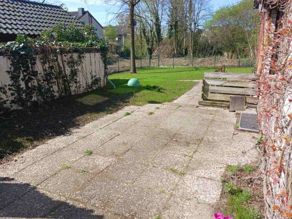 Predaj domu 209 m², pozemek 1.041 m², Tischlerstraße 7, Gifhorn, Dolné Sasko Predaj domu 209 m², pozemek 1.041 m², Tischlerstraße 7, Gifhorn, Dolné Sasko