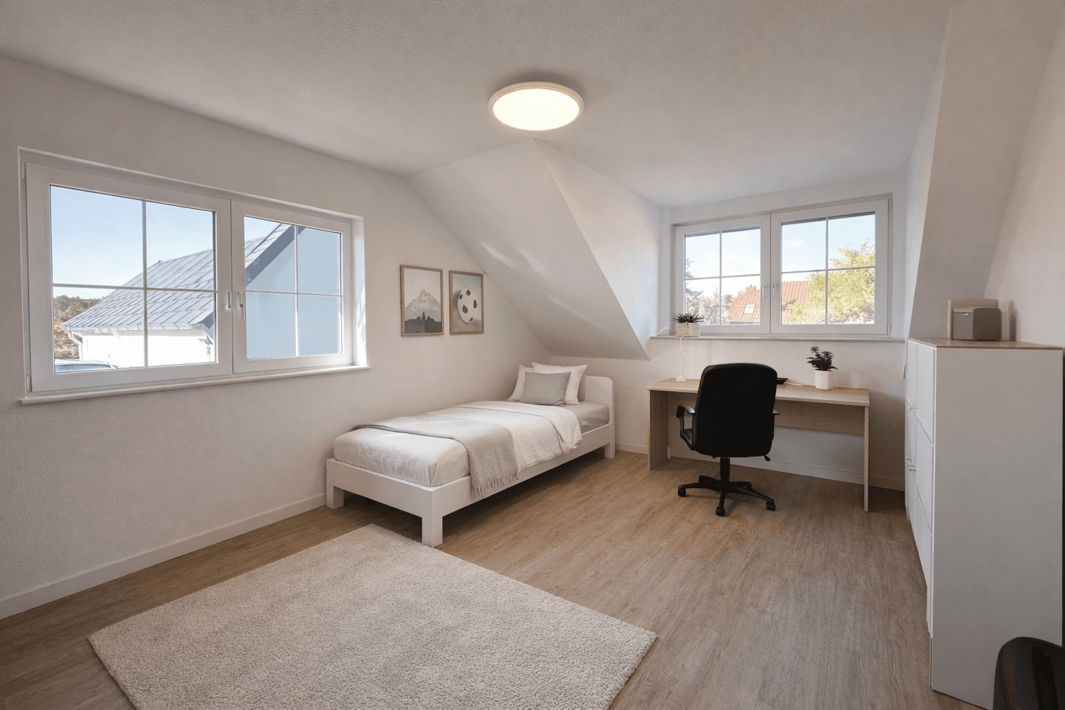Predaj domu 309 m², pozemek 1.280 m², Markkleeberg, Sasko Predaj domu 309 m², pozemek 1.280 m², Markkleeberg, Sasko