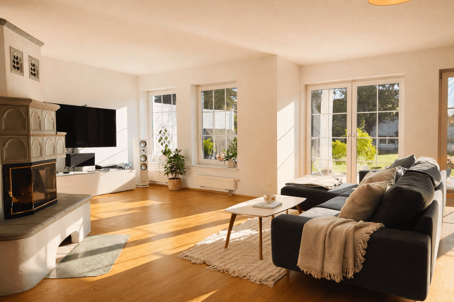 Predaj domu 309 m², pozemek 1.280 m², Markkleeberg, Sasko Predaj domu 309 m², pozemek 1.280 m², Markkleeberg, Sasko