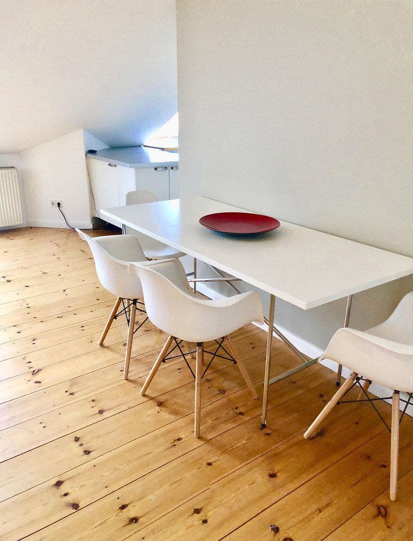 Prenájom bytu 2-izbový 70 m², Fichtestraße, Berlin, Berlín Prenájom bytu 2-izbový 70 m², Fichtestraße, Berlin, Berlín