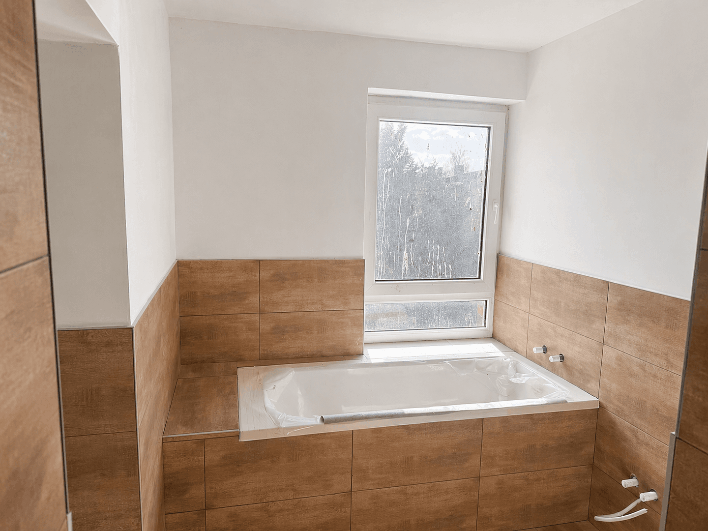 Prenájom bytu 4-izbový 110 m², Bahnhofstraße 22, Schönebeck (Elbe), Sasko-Anhaltsko Prenájom bytu 4-izbový 110 m², Bahnhofstraße 22, Schönebeck (Elbe), Sasko-Anhaltsko