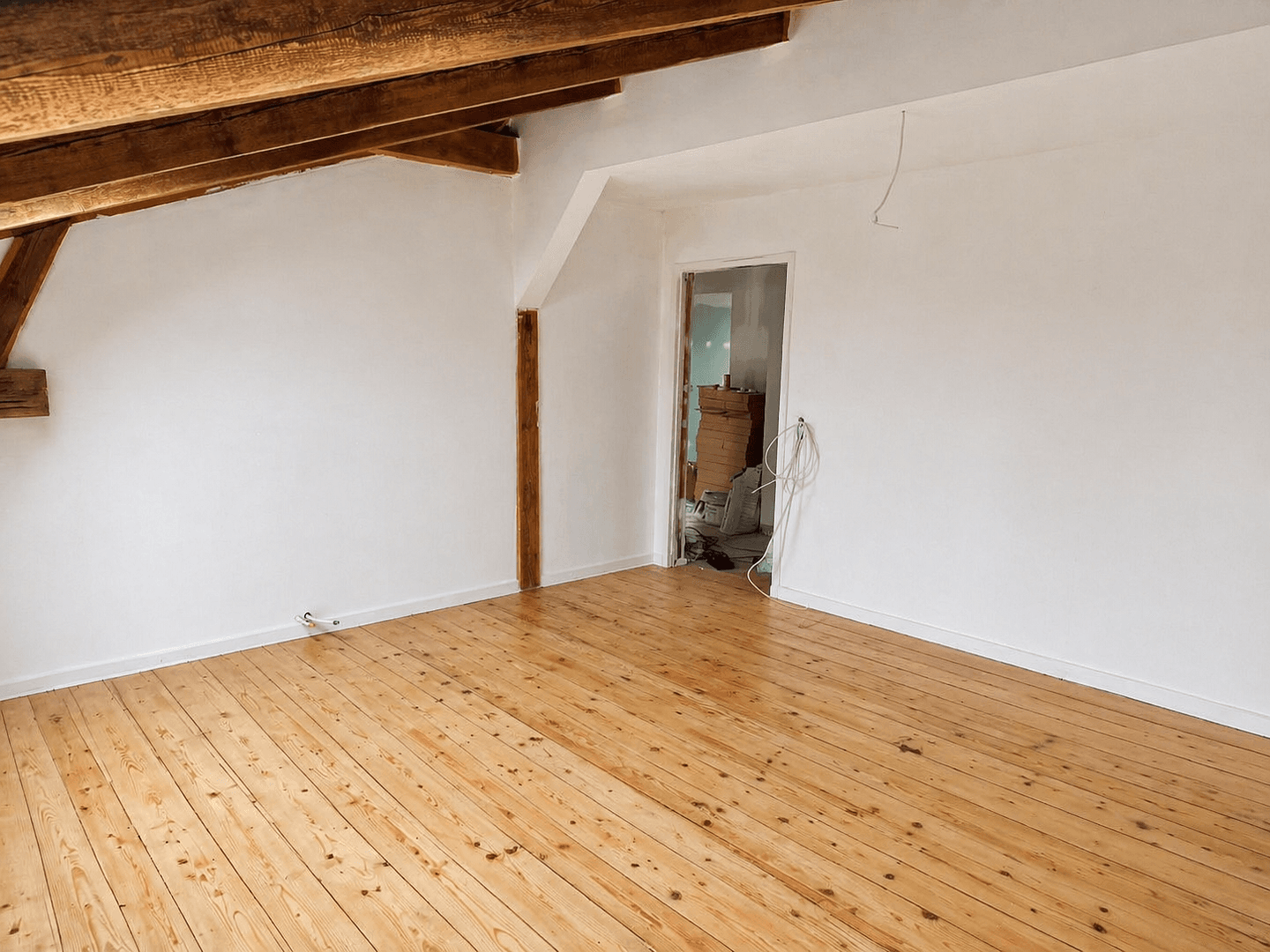 Prenájom bytu 4-izbový 110 m², Bahnhofstraße 22, Schönebeck (Elbe), Sasko-Anhaltsko Prenájom bytu 4-izbový 110 m², Bahnhofstraße 22, Schönebeck (Elbe), Sasko-Anhaltsko