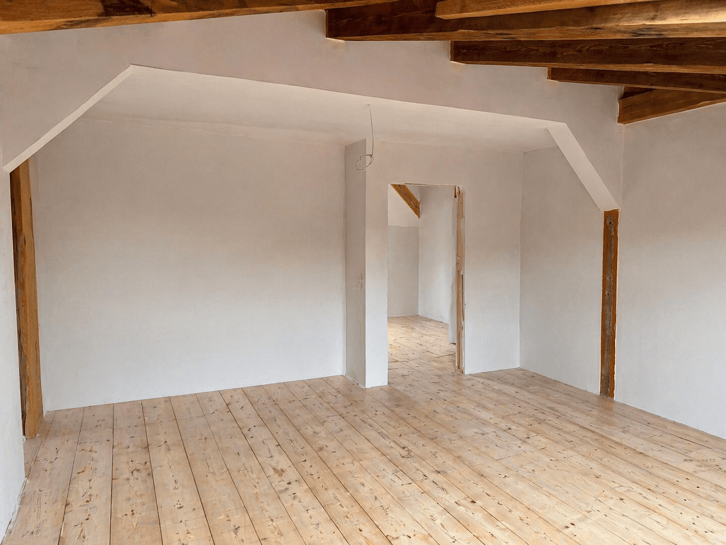 Prenájom bytu 4-izbový 110 m², Bahnhofstraße 22, Schönebeck (Elbe), Sasko-Anhaltsko Prenájom bytu 4-izbový 110 m², Bahnhofstraße 22, Schönebeck (Elbe), Sasko-Anhaltsko