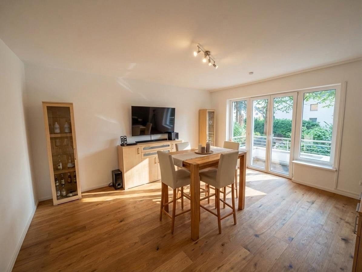 Prenájom bytu 5-izbový 167 m², Schloßgarten 49, Hamburg, Hamburg Prenájom bytu 5-izbový 167 m², Schloßgarten 49, Hamburg, Hamburg