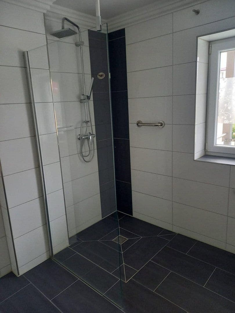 Predaj bytu 3-izbový 98 m², Andreas-Hofer-Str. 7a, Bad Füssing, Bavorsko Predaj bytu 3-izbový 98 m², Andreas-Hofer-Str. 7a, Bad Füssing, Bavorsko