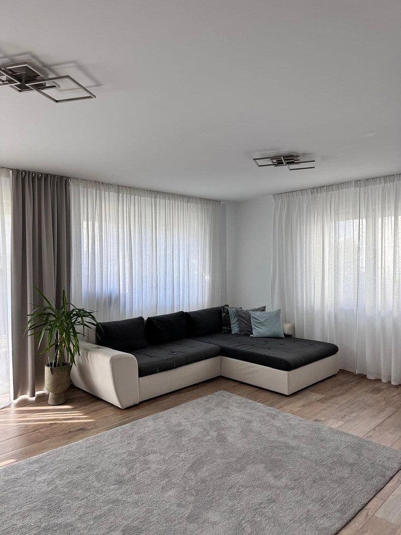 Prenájom bytu 3-izbový 83 m², Ludwig-Bergsträsser-Str. 8, Mörfelden-Walldorf, Hesensko Prenájom bytu 3-izbový 83 m², Ludwig-Bergsträsser-Str. 8, Mörfelden-Walldorf, Hesensko