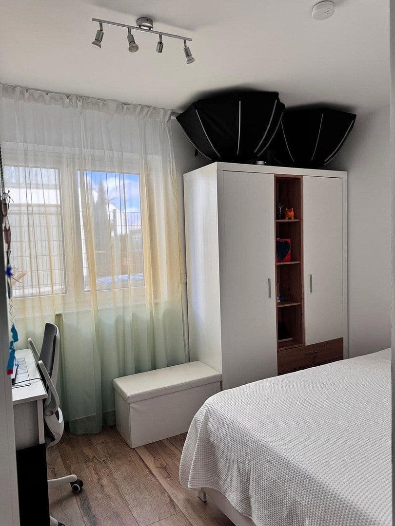 Prenájom bytu 3-izbový 83 m², Ludwig-Bergsträsser-Str. 8, Mörfelden-Walldorf, Hesensko Prenájom bytu 3-izbový 83 m², Ludwig-Bergsträsser-Str. 8, Mörfelden-Walldorf, Hesensko