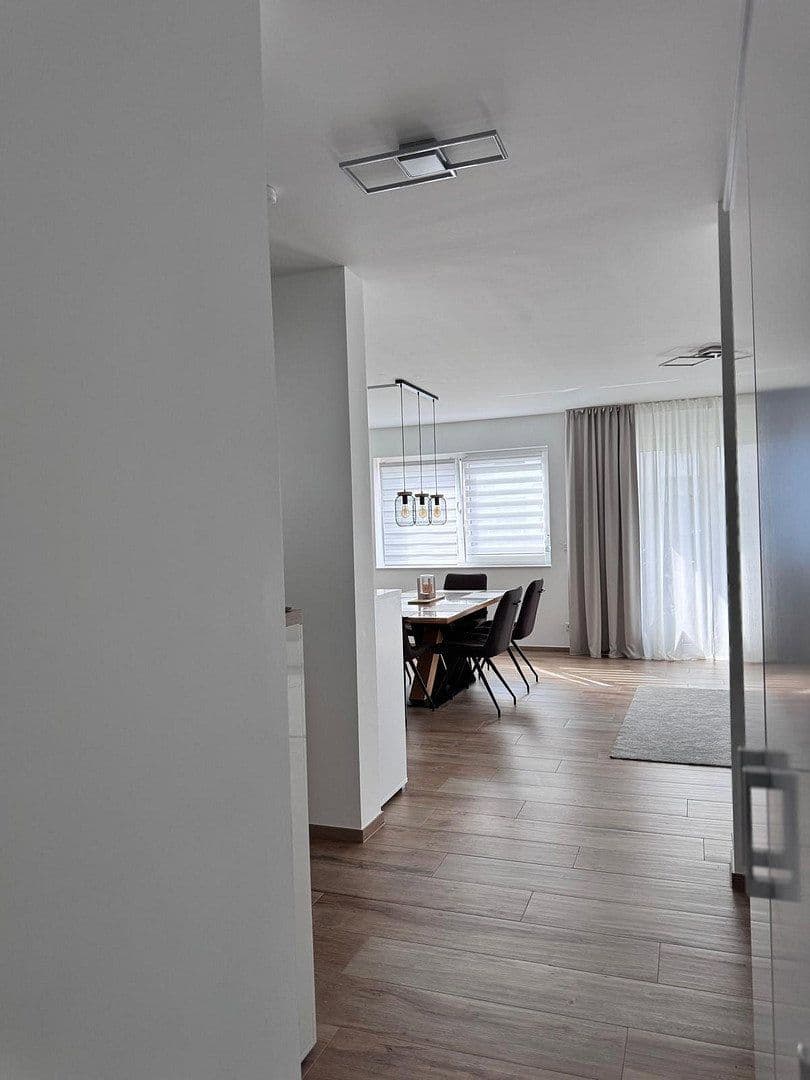 Prenájom bytu 3-izbový 83 m², Ludwig-Bergsträsser-Str. 8, Mörfelden-Walldorf, Hesensko Prenájom bytu 3-izbový 83 m², Ludwig-Bergsträsser-Str. 8, Mörfelden-Walldorf, Hesensko