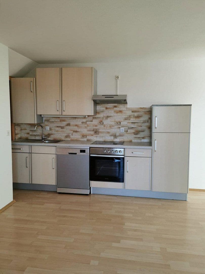 Predaj domu 172 m², pozemek 697 m², Ostrach, Bádensko-Wurttembersko Predaj domu 172 m², pozemek 697 m², Ostrach, Bádensko-Wurttembersko
