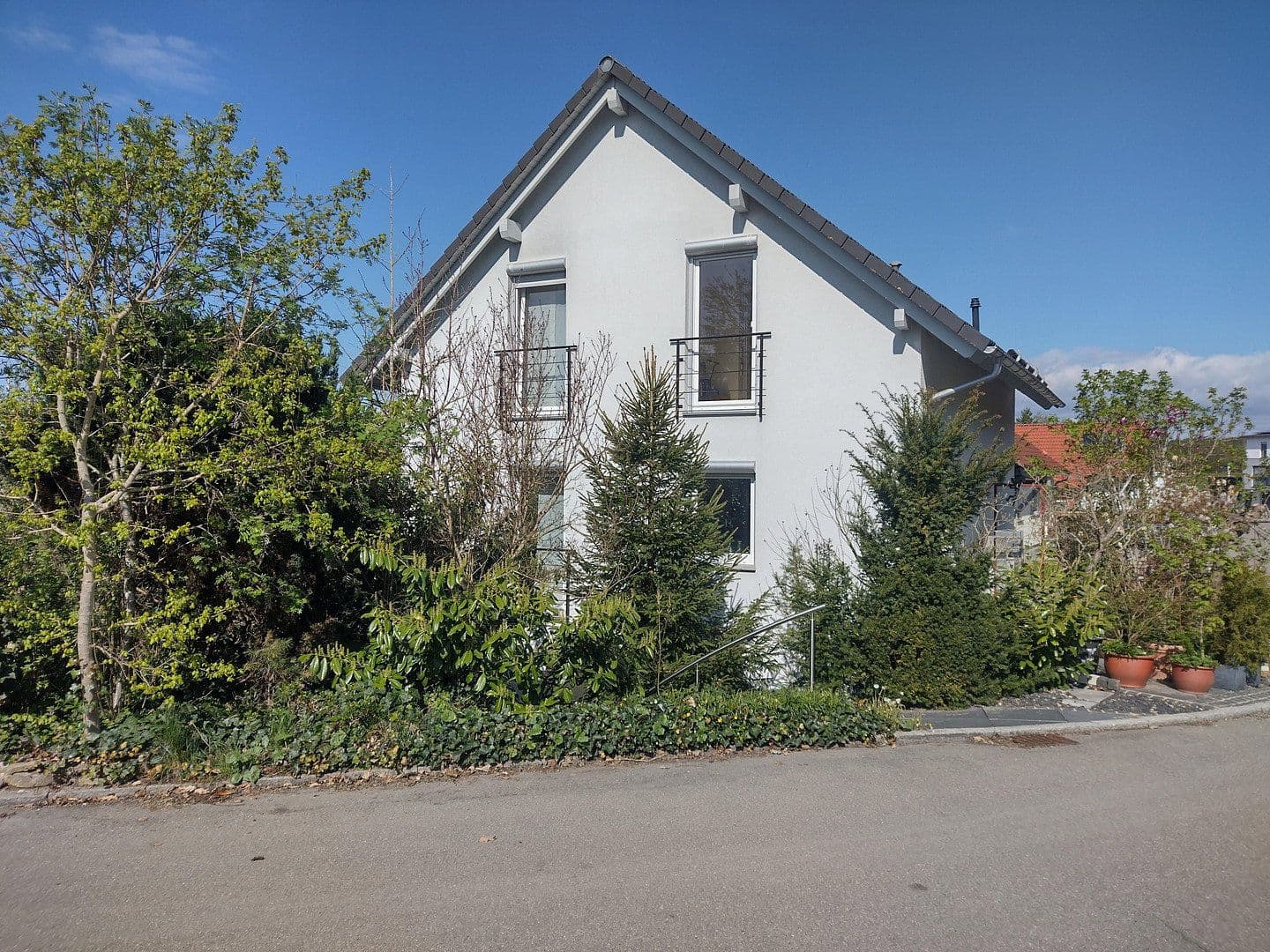 Predaj domu 172 m², pozemek 697 m², Ostrach, Bádensko-Wurttembersko Predaj domu 172 m², pozemek 697 m², Ostrach, Bádensko-Wurttembersko