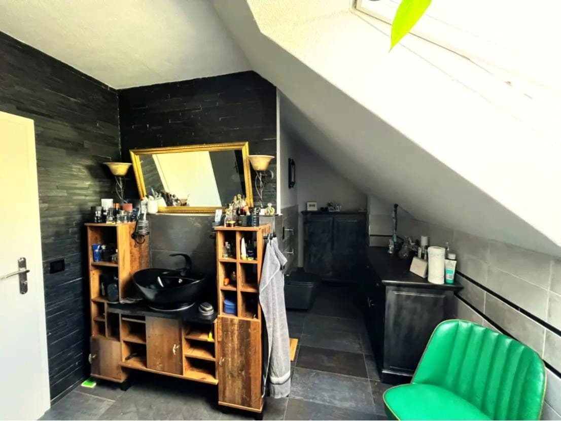 Predaj domu 172 m², pozemek 697 m², Ostrach, Bádensko-Wurttembersko Predaj domu 172 m², pozemek 697 m², Ostrach, Bádensko-Wurttembersko