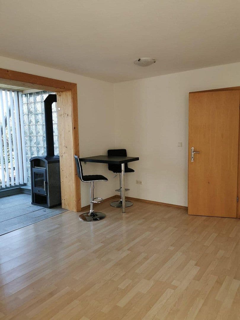 Predaj domu 172 m², pozemek 697 m², Ostrach, Bádensko-Wurttembersko Predaj domu 172 m², pozemek 697 m², Ostrach, Bádensko-Wurttembersko