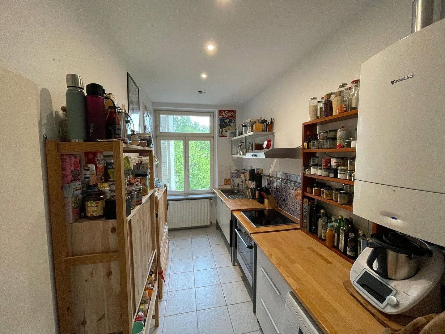 Prenájom bytu 3-izbový 80 m², Klauprechtstraße 28, Karlsruhe, Bádensko-Wurttembersko Prenájom bytu 3-izbový 80 m², Klauprechtstraße 28, Karlsruhe, Bádensko-Wurttembersko