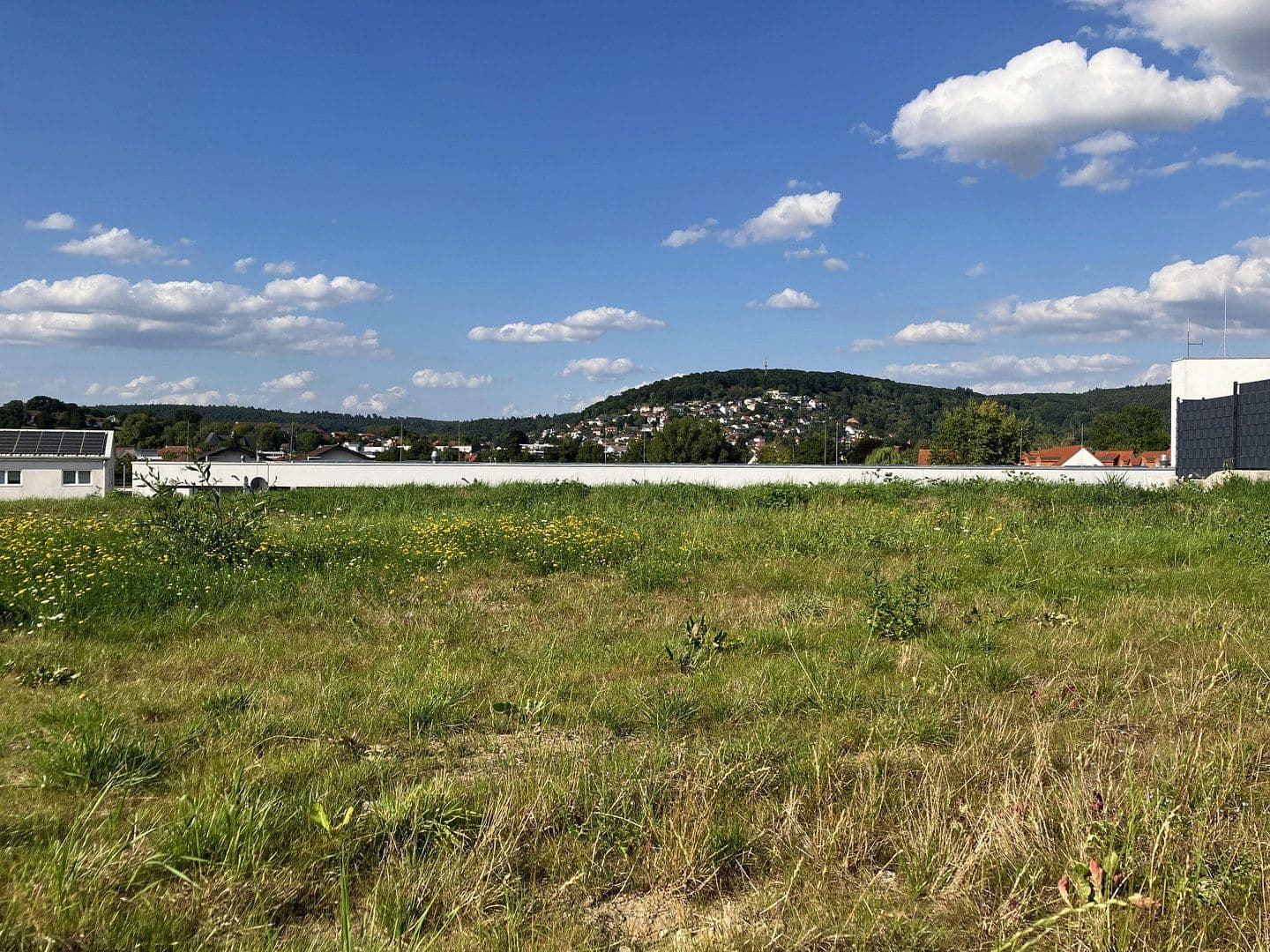 Predaj pozemku 1.395 m², Armstrong Straße 7, Büdingen, Hesensko Predaj pozemku 1.395 m², Armstrong Straße 7, Büdingen, Hesensko