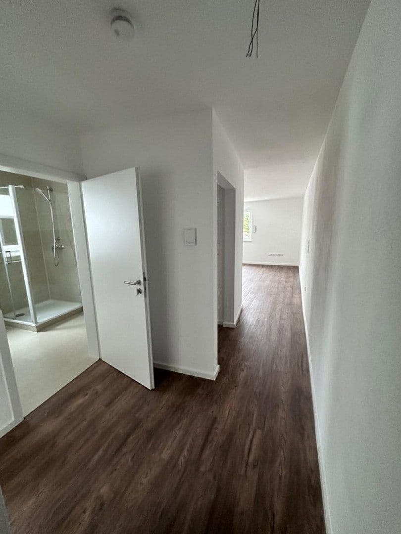 Prenájom bytu 4-izbový 99 m², Max-von-Müller-Str. 8, Rottenburg a. d. Laaber, Bavorsko Prenájom bytu 4-izbový 99 m², Max-von-Müller-Str. 8, Rottenburg a. d. Laaber, Bavorsko