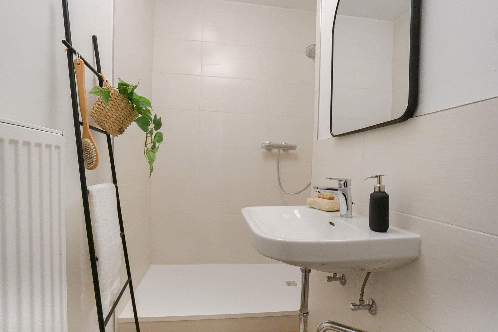 Prenájom bytu 71 m², Bremerhaven, Brémy Prenájom bytu 71 m², Bremerhaven, Brémy