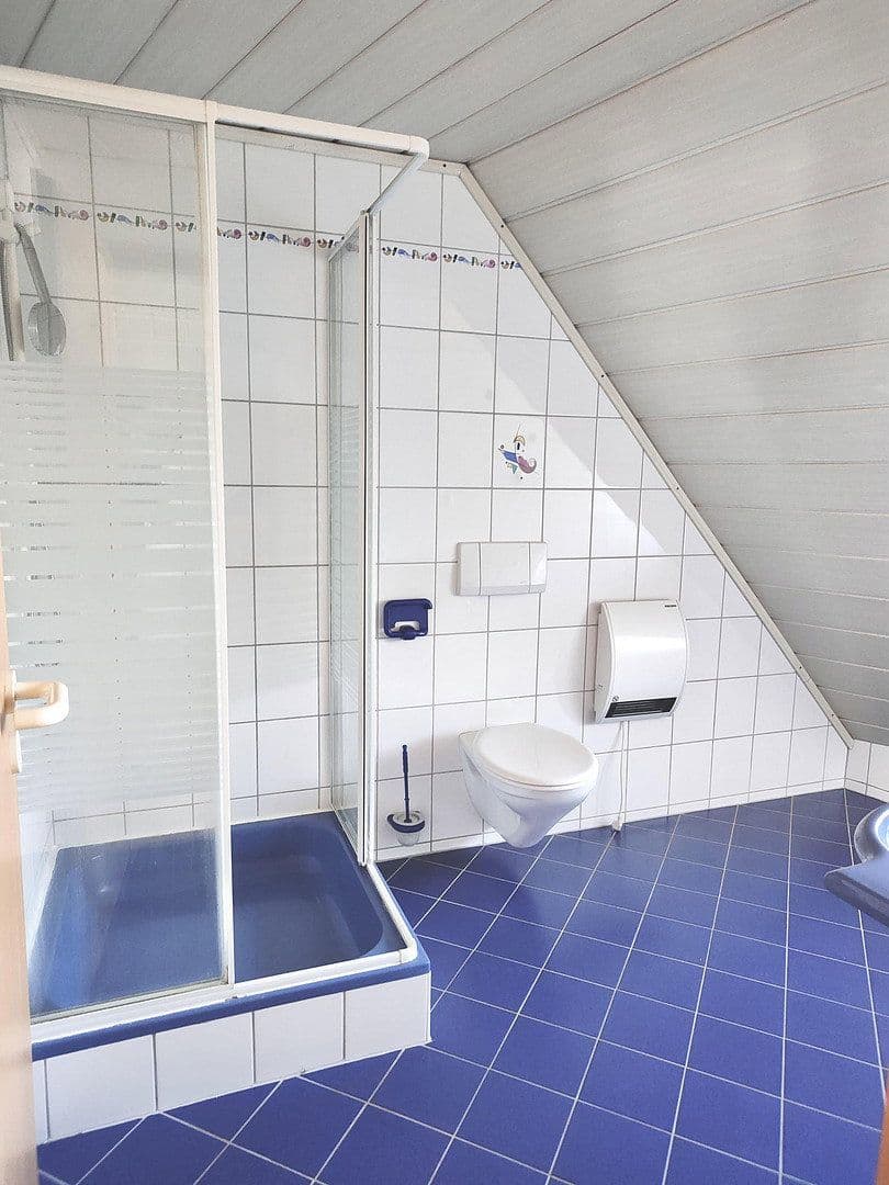 Predaj domu 294 m², pozemek 822 m², Östringen, Bádensko-Wurttembersko Predaj domu 294 m², pozemek 822 m², Östringen, Bádensko-Wurttembersko