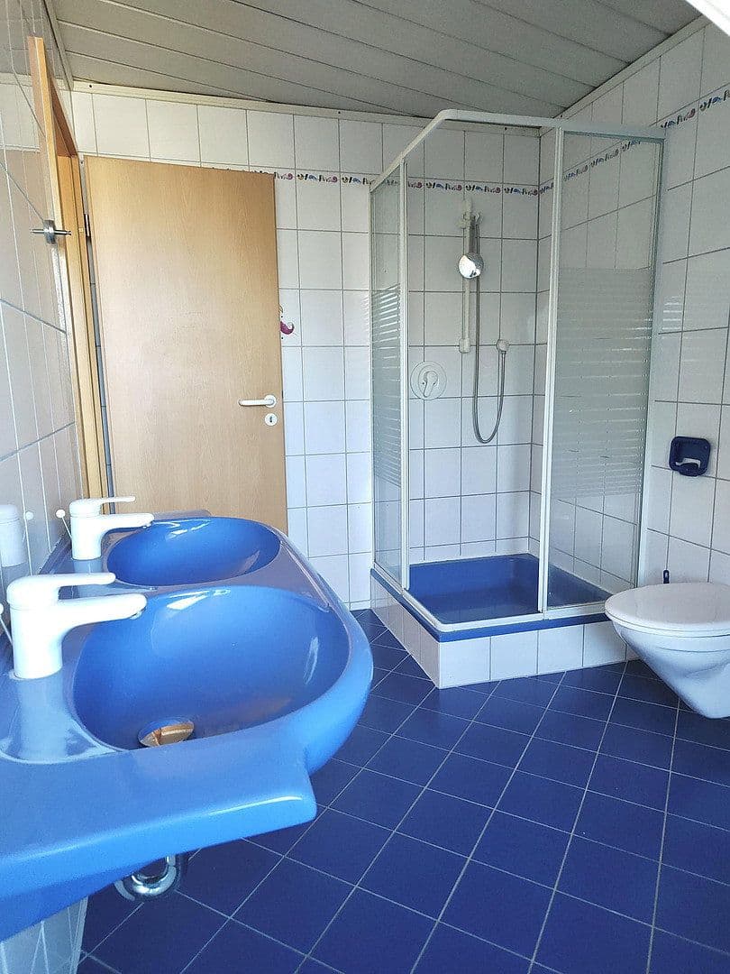 Predaj domu 294 m², pozemek 822 m², Östringen, Bádensko-Wurttembersko Predaj domu 294 m², pozemek 822 m², Östringen, Bádensko-Wurttembersko
