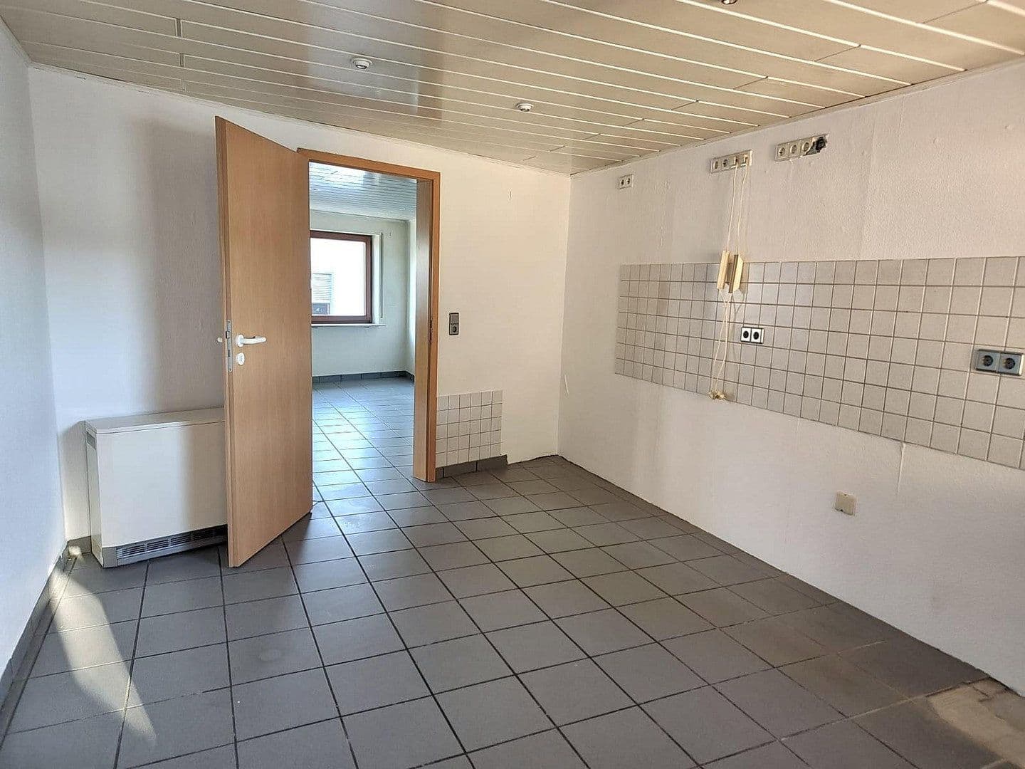 Predaj domu 294 m², pozemek 822 m², Östringen, Bádensko-Wurttembersko Predaj domu 294 m², pozemek 822 m², Östringen, Bádensko-Wurttembersko