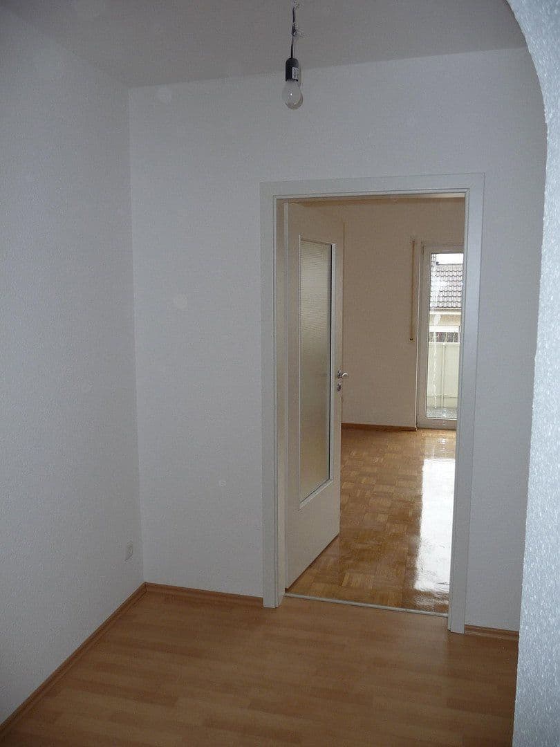 Prenájom bytu 3-izbový 95 m², Ansbach, Bavorsko Prenájom bytu 3-izbový 95 m², Ansbach, Bavorsko