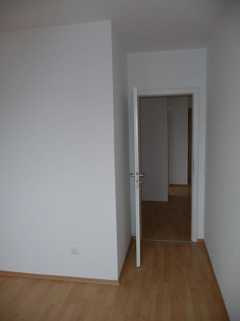 Prenájom bytu 3-izbový 95 m², Ansbach, Bavorsko Prenájom bytu 3-izbový 95 m², Ansbach, Bavorsko