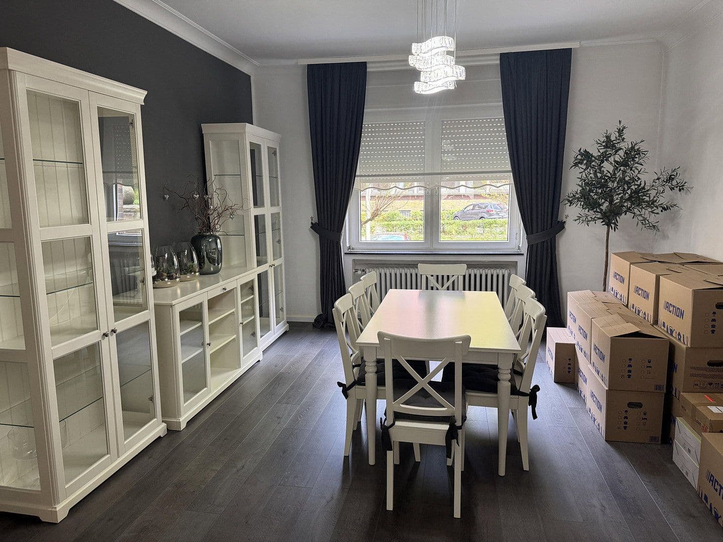 Prenájom bytu 5-izbový 146 m², Wittekindstrasse 29, Gelsenkirchen, Severné Porýnie - Westfálsko Prenájom bytu 5-izbový 146 m², Wittekindstrasse 29, Gelsenkirchen, Severné Porýnie - Westfálsko